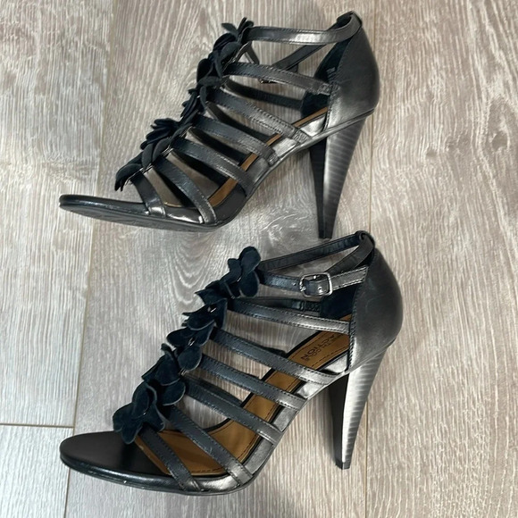 NWOT Kenneth Cole Reaction Know Show Strappy Floral Black Leather High H… - Picture 12 of 16